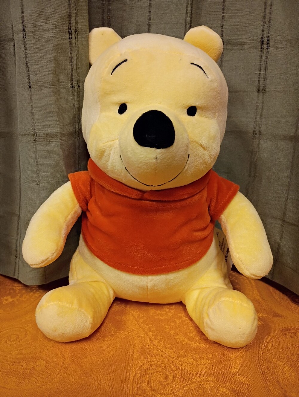 NWOT Disney Classic Winnie The Pooh Plush Character Size 14"